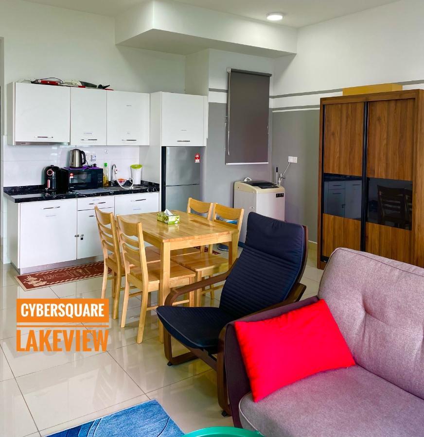 Cybersquare Lakeview With Netflix And Disney Hotstar Cyber Dzsaja Kültér fotó